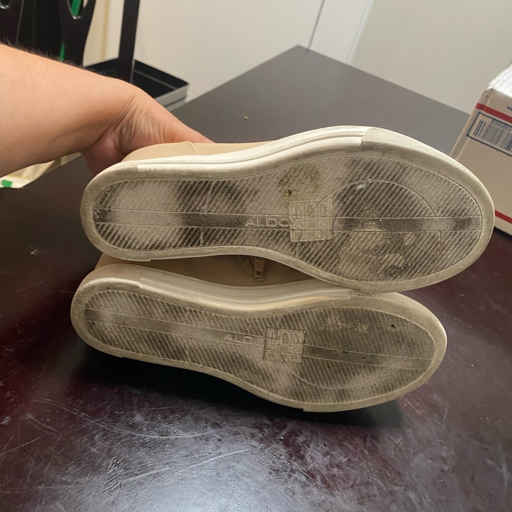 Shoes - Picture 6 of 6